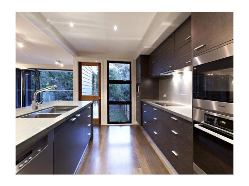 36 St Catherines Terrace, Wynnum QLD 4178