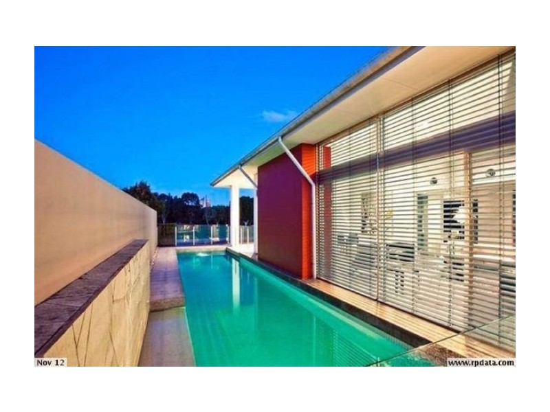 822 Legend Trail Road, Robina QLD 4226