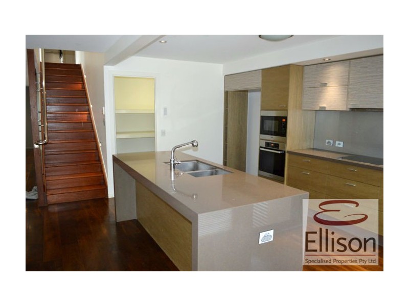 38 St Catherines Terrace, Wynnum QLD 4178