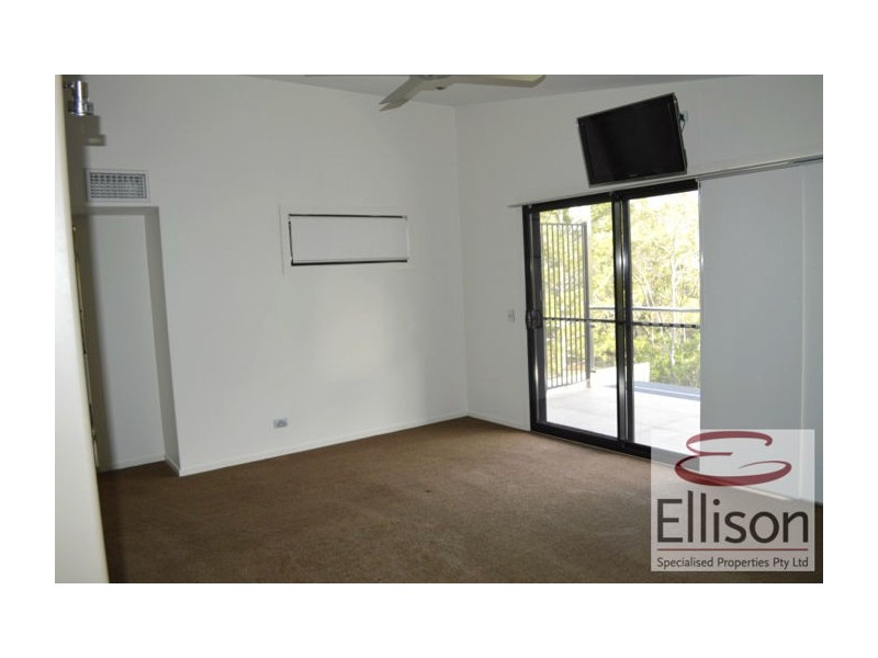 38 St Catherines Terrace, Wynnum QLD 4178