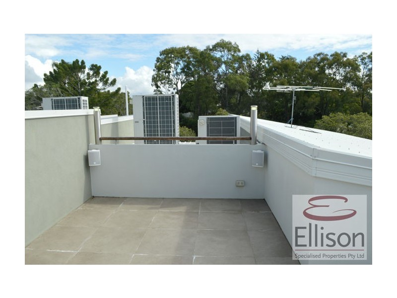 38 St Catherines Terrace, Wynnum QLD 4178