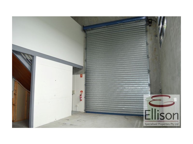 33/8 Riverland Drive, Loganholme QLD 4129