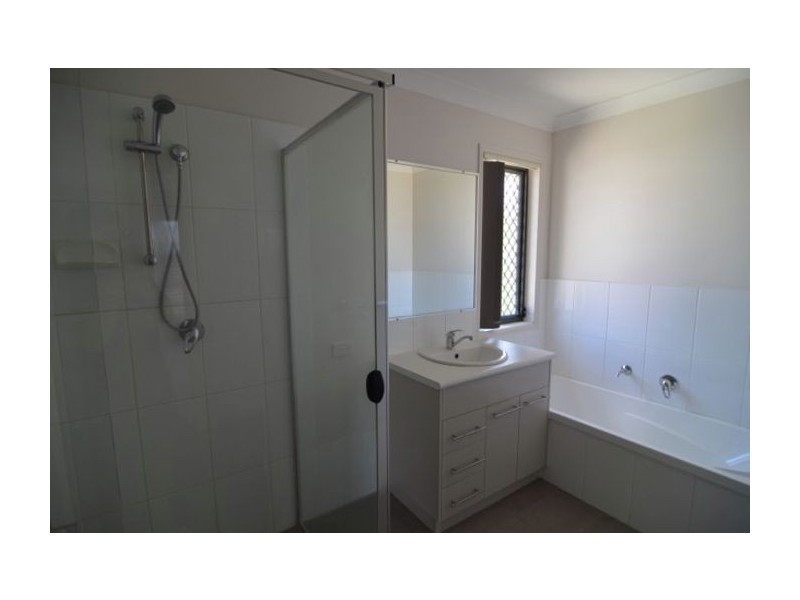 4 Everest Street, Sunnybank QLD 4109