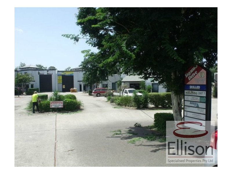 2/62-64 Siganto Drive, Helensvale QLD 4212