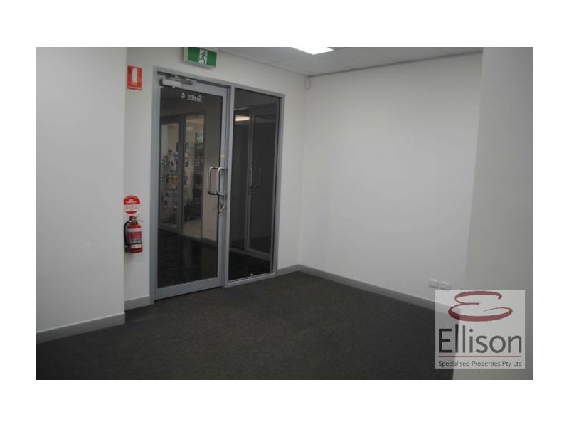 4/3990 Pacific Highway, Loganholme QLD 4129