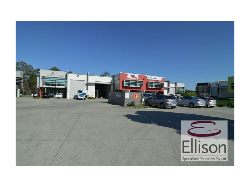 8/3-19 University Drive, Meadowbrook QLD 4131