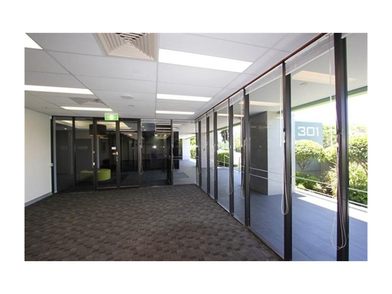 G2/301 Coronation Drive, Milton QLD 4064