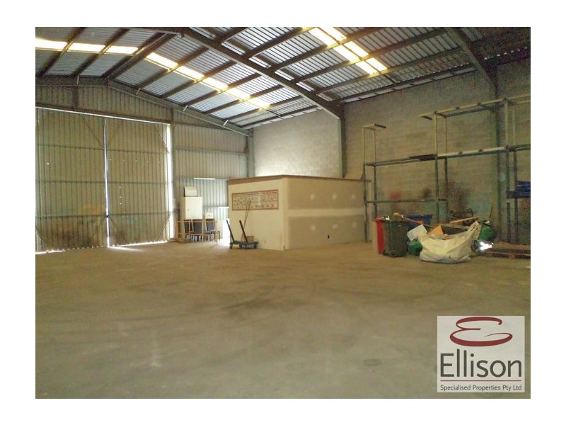 3/207 Queens Road, Kingston QLD 4114