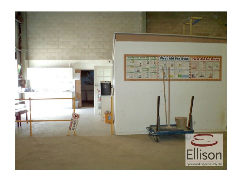 3/207 Queens Road, Kingston QLD 4114