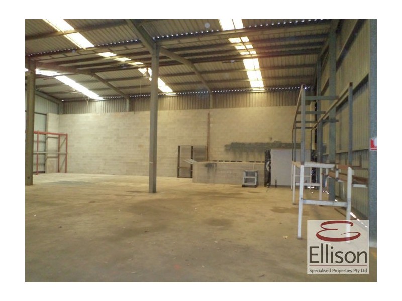 4/207 Queens Road, Kingston QLD 4114