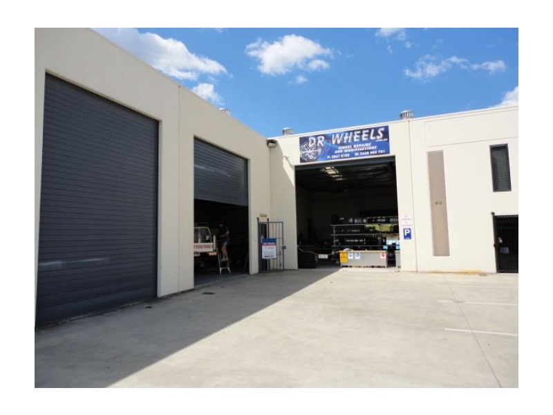 Unit 5/9 Commerce Circuit, Yatala QLD 4207