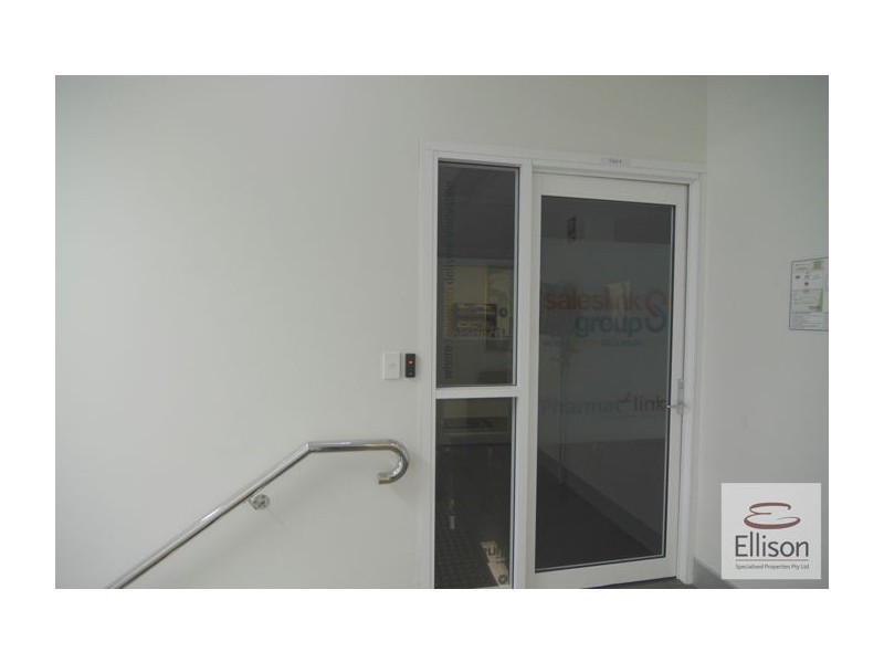 4/61 Commercial Drive, Shailer Park QLD 4128