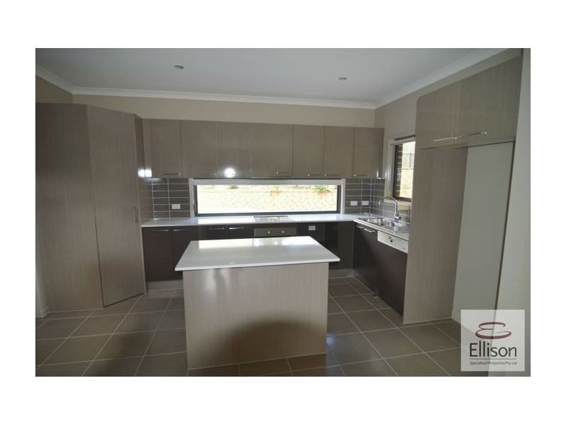 47A Narcamus Crescent, Shailer Park QLD 4128