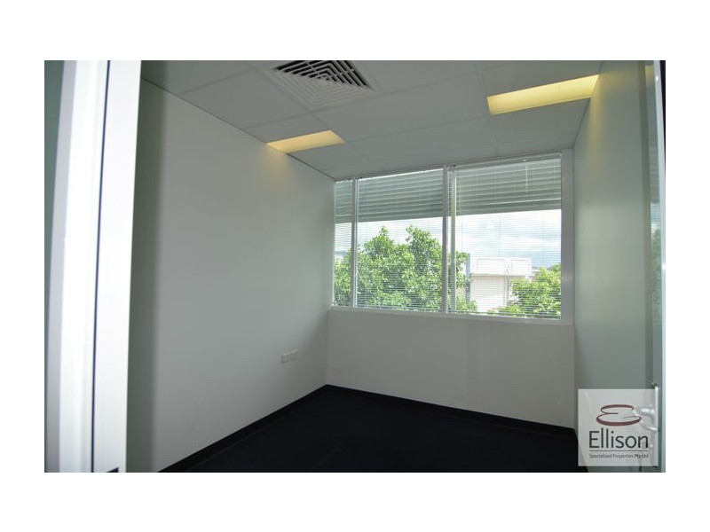 2/54-56 Perrin Drive, Underwood QLD 4119