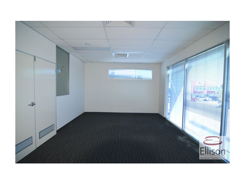 1/3-19 University Drive, Meadowbrook QLD 4131