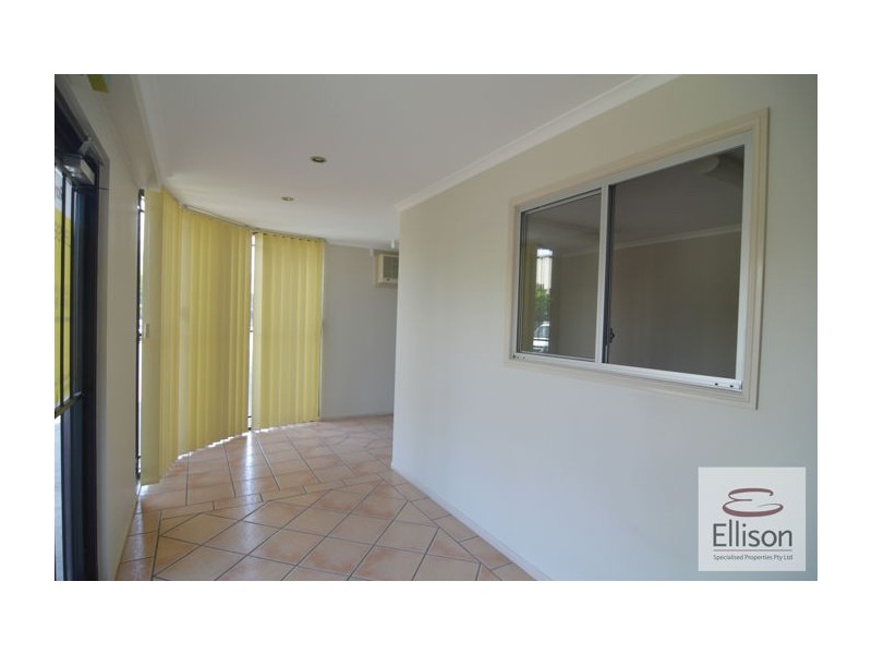 2/61-71 Nestor Drive, Meadowbrook QLD 4131