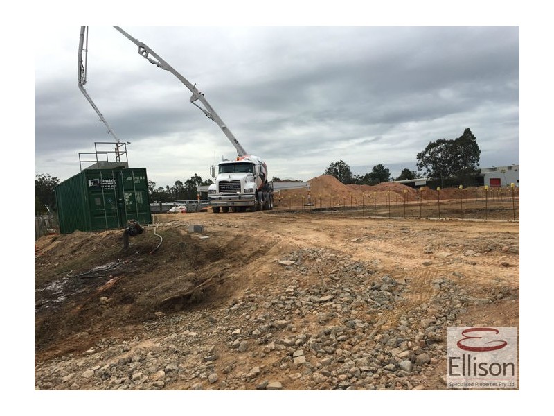 8/14 Technology Drive, Arundel QLD 4214