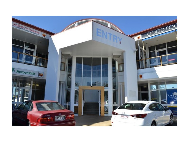 5/3442 Pacific Highway, Springwood QLD 4127