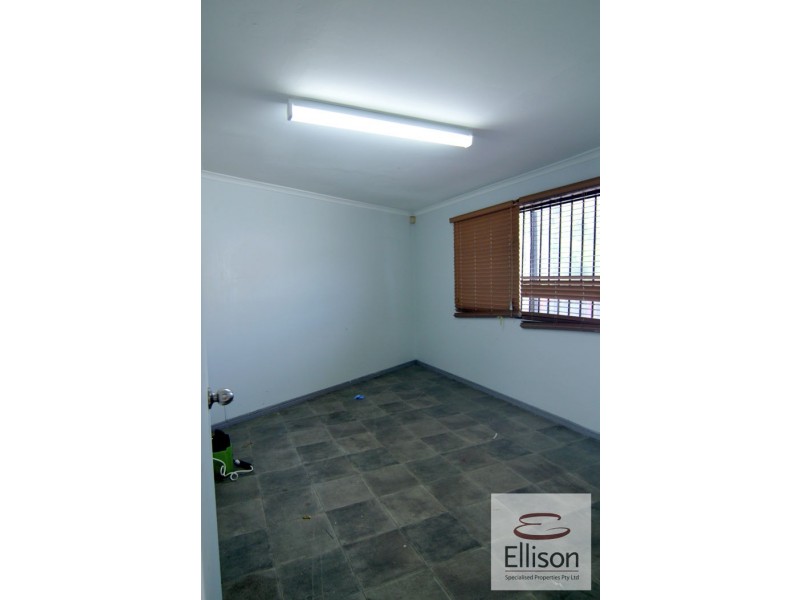 2/201 Nerang Road, Southport QLD 4215