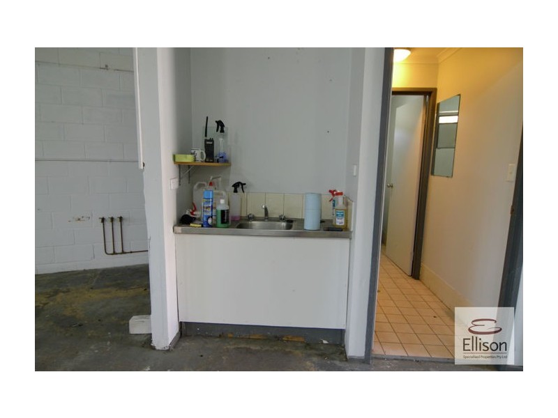 2/201 Nerang Road, Southport QLD 4215