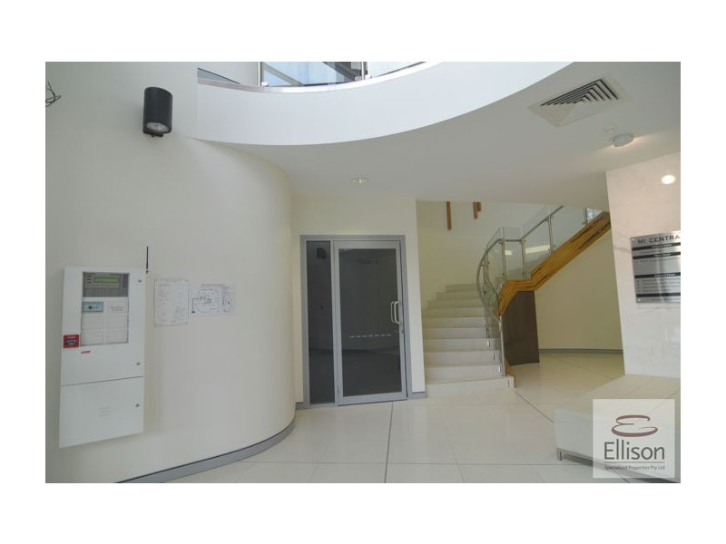 1/3950 Pacific Highway, Loganholme QLD 4129