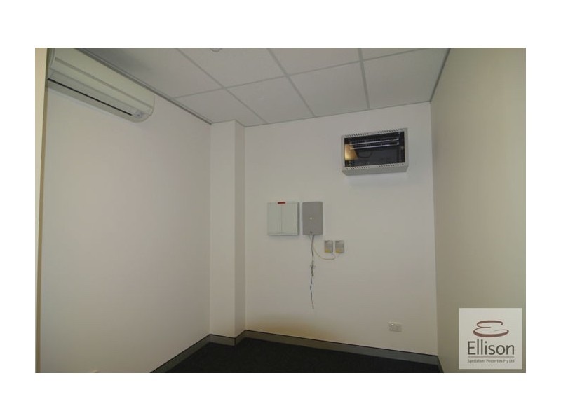 1/3950 Pacific Highway, Loganholme QLD 4129