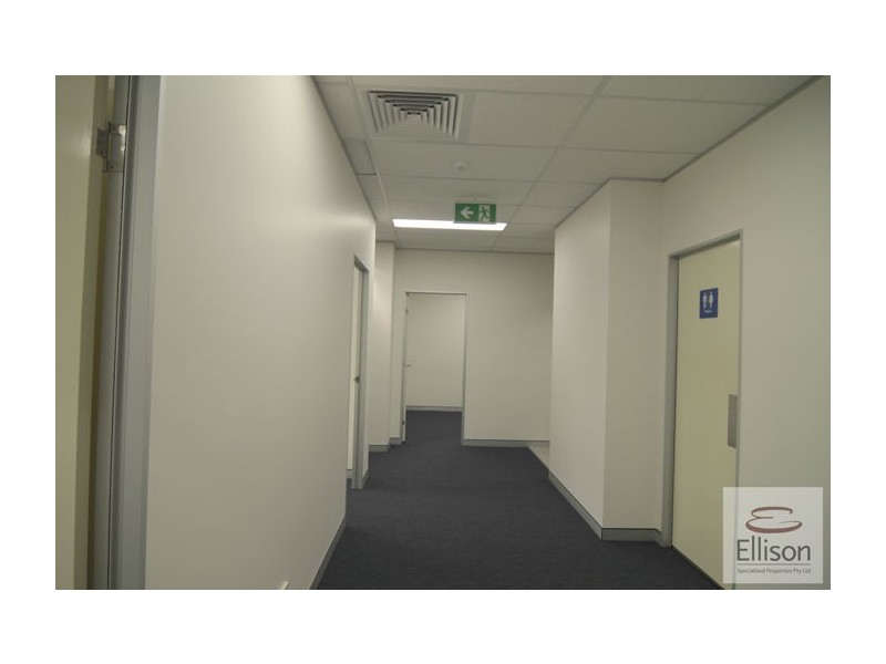 1/3950 Pacific Highway, Loganholme QLD 4129