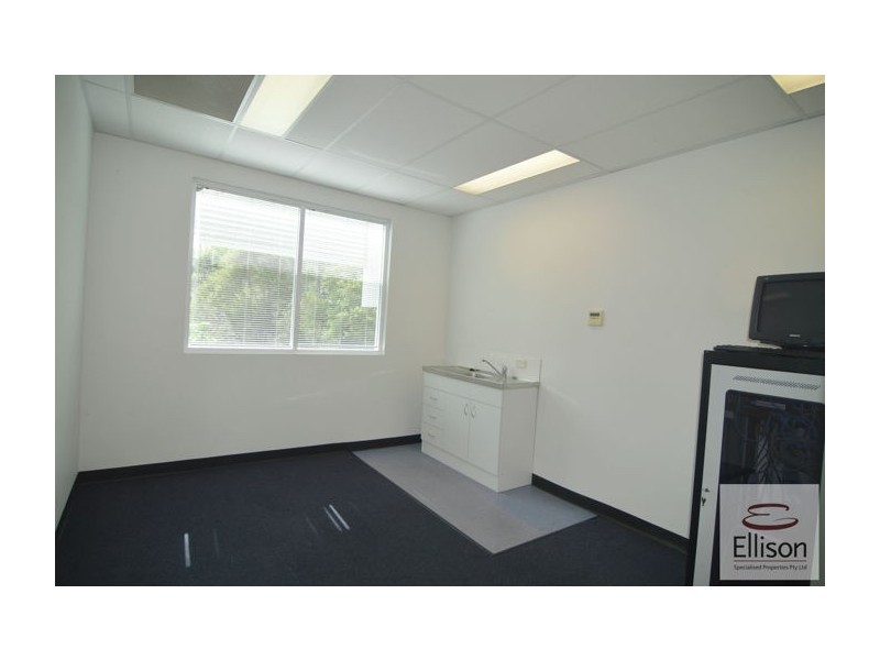2/54-56 Perrin Drive, Underwood QLD 4119