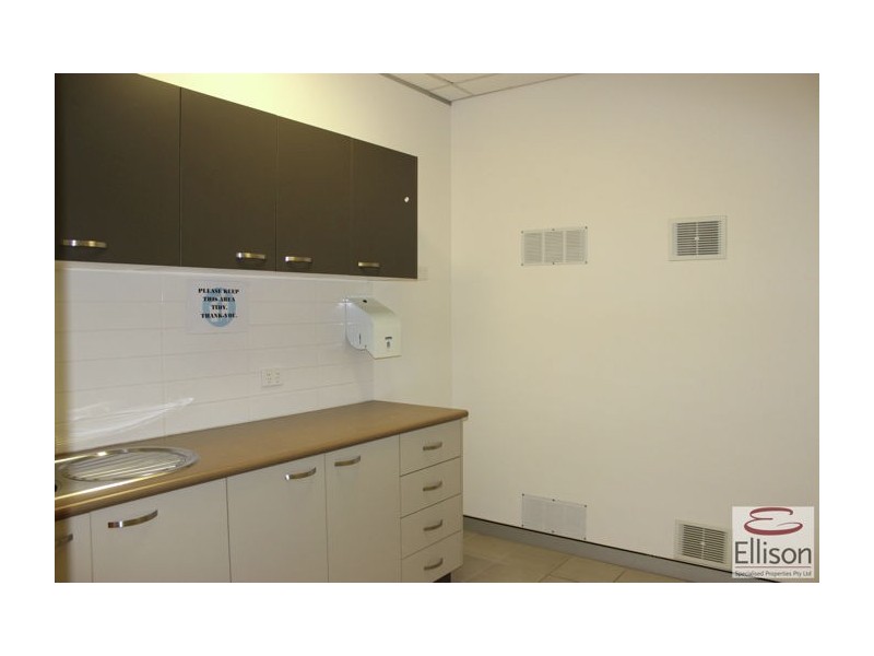 3/3950 Pacific Highway, Loganholme QLD 4129