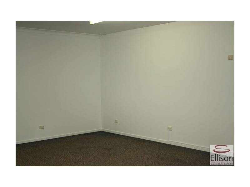 51 Cinderella Drive, Springwood QLD 4127