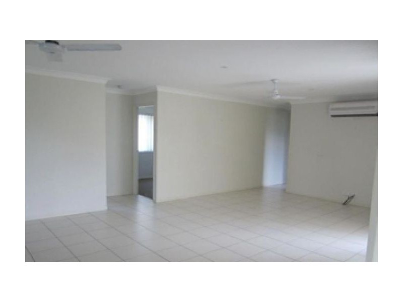 16 Summerlea Crescent, Ormeau QLD 4208