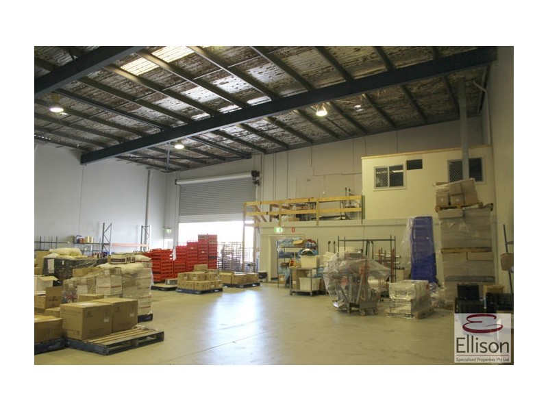 Unit 2 29 Nealdon Drive, Meadowbrook QLD 4131