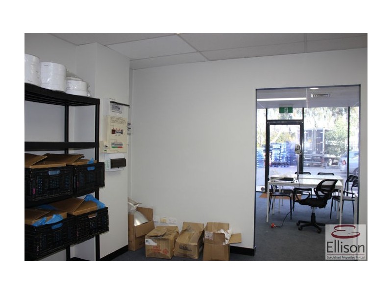 Unit 2 29 Nealdon Drive, Meadowbrook QLD 4131