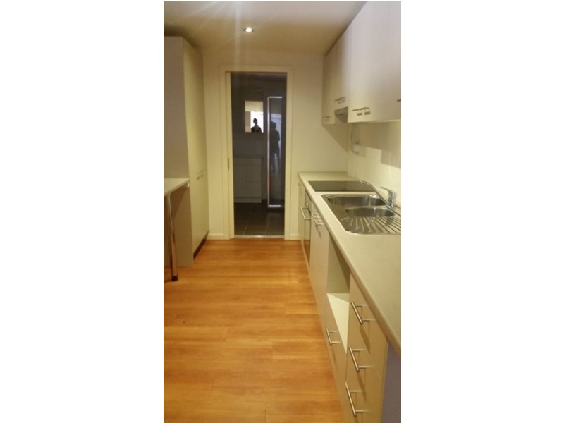 4/1 Pirelli Street, Southport QLD 4215