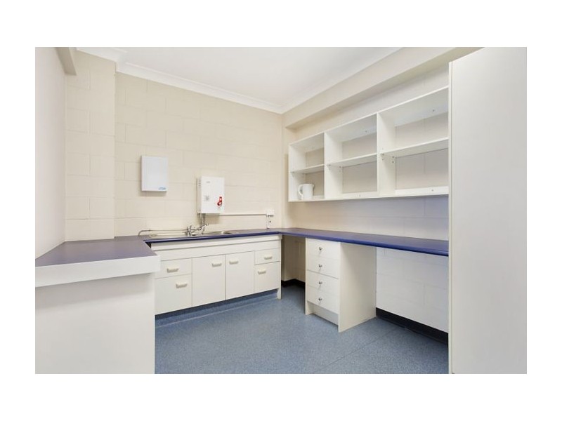 675 Pine Ridge Road, Biggera Waters QLD 4216