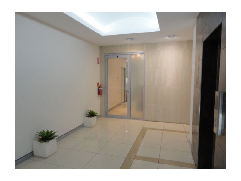 9/3986 Pacific Highway, Loganholme QLD 4129