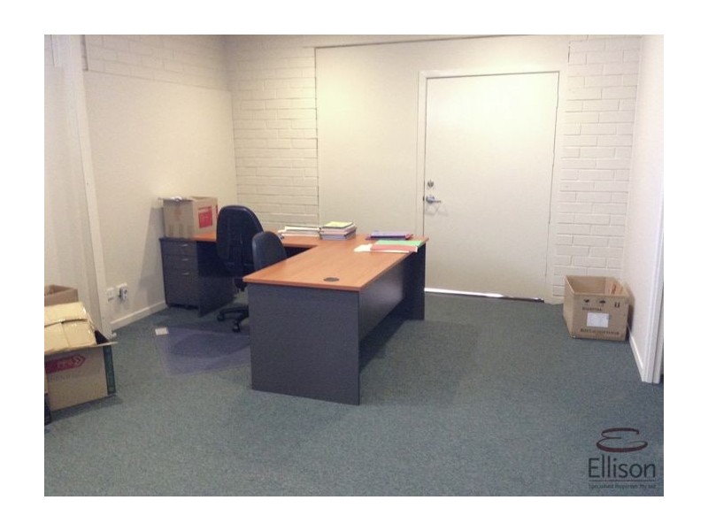 3928 Pacific Highway, Loganholme QLD 4129