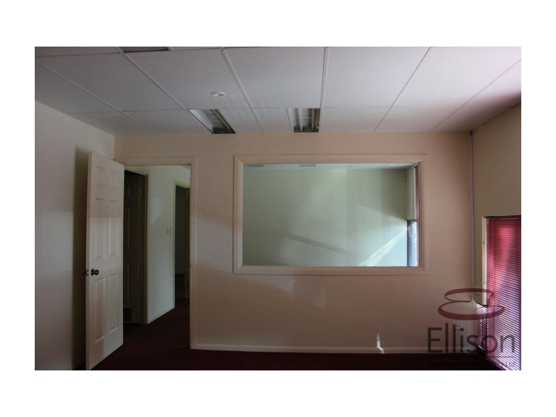 1/3 Belbora Road, Shailer Park QLD 4128