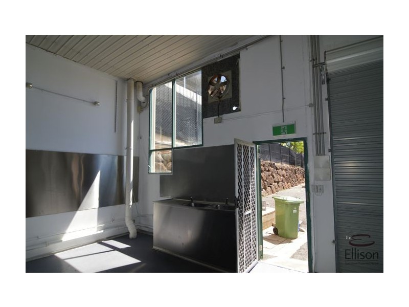 5/4 Olympic Circuit, Southport QLD 4215