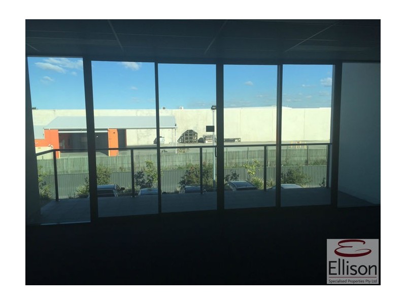 2/15 Henry Street, Loganholme QLD 4129