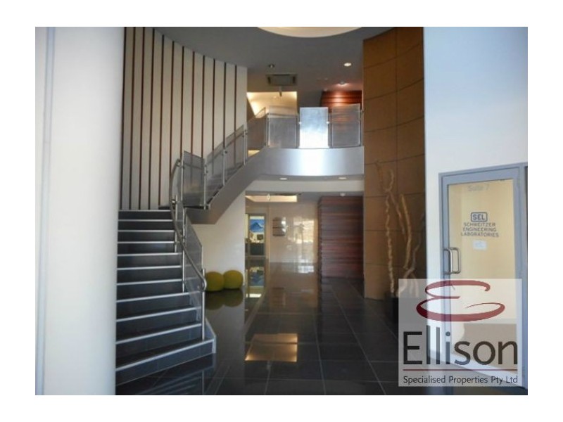 3&4/3990 Pacific Highway, Loganholme QLD 4129