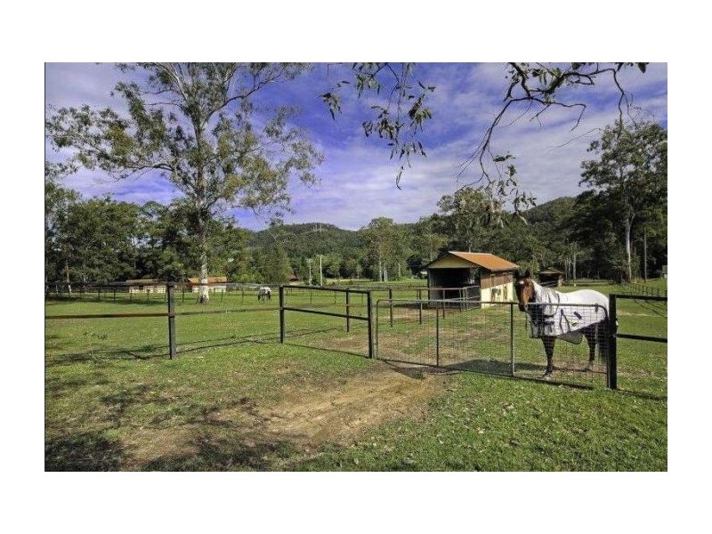 767 Tamborine Oxenford Road, Upper Coomera QLD 4209