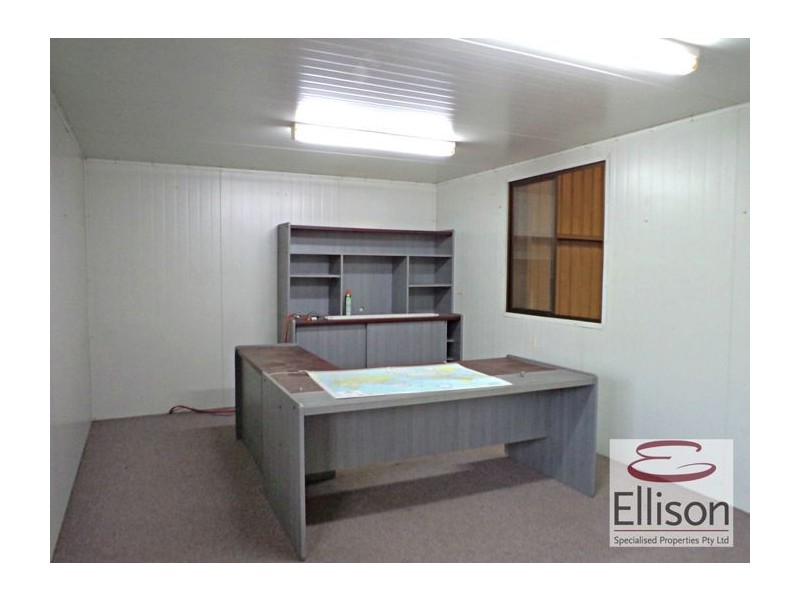 207 Queens Road, Kingston QLD 4114