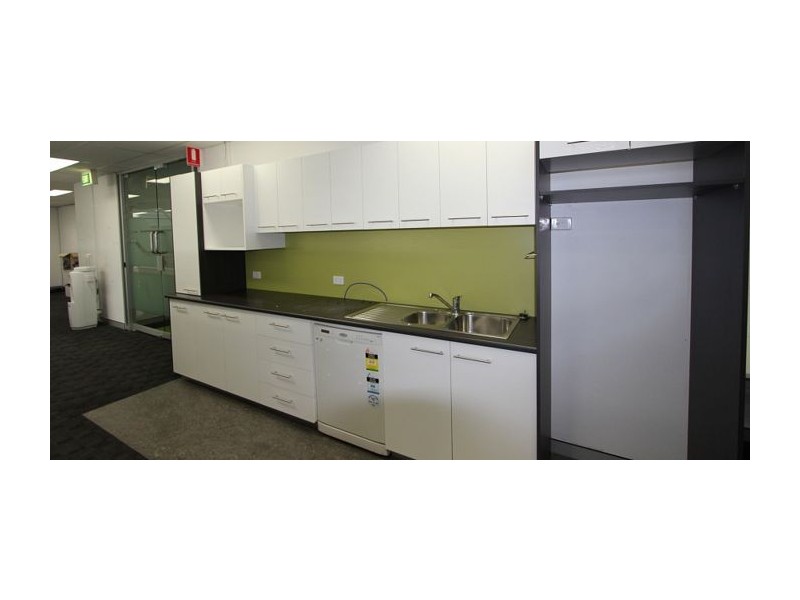 Suite 4.02/301 Coronation Drive, Milton QLD 4064