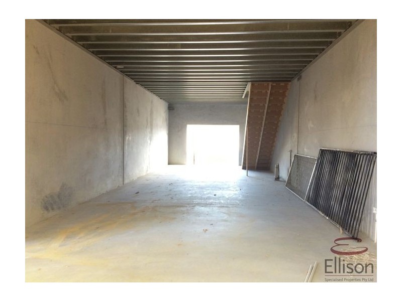 25 Industrial Avenue, Molendinar QLD 4214