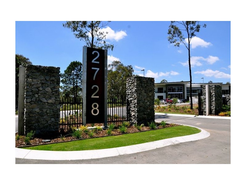 2728 Logan Road, Eight Mile Plains QLD 4113