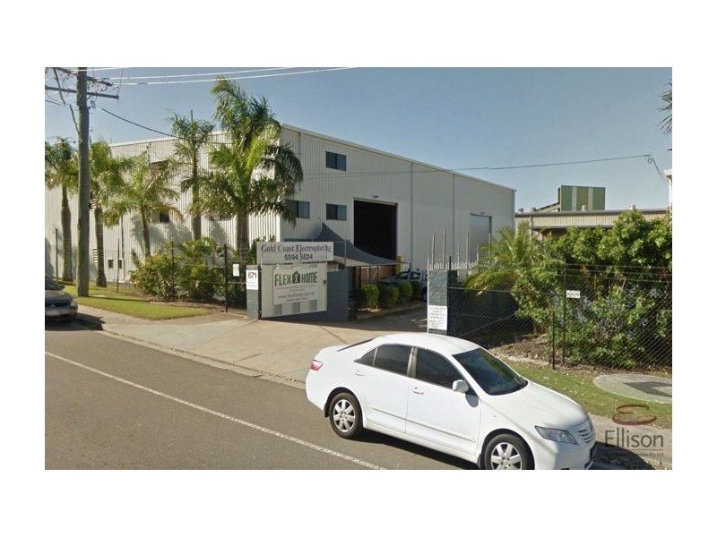 2/671 Pine Ridge Road, Arundel QLD 4214