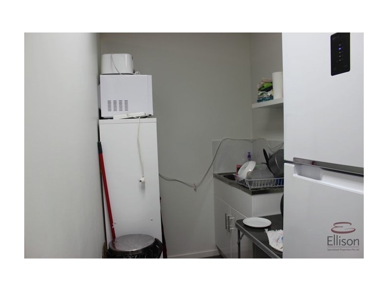 1B/16-18 Beenleigh-Redland Bay Road, Loganholme QLD 4129