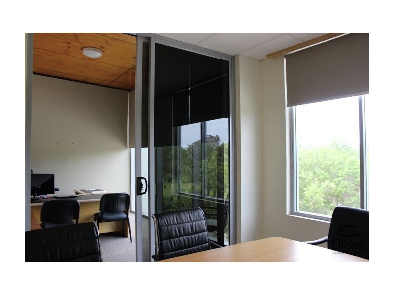 6&11/3990 Pacific Highway, Loganholme QLD 4129