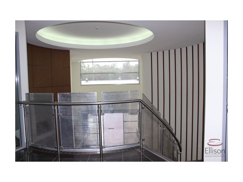 6&11/3990 Pacific Highway, Loganholme QLD 4129